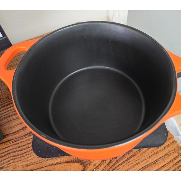 Parini Orange Gradient Cast Iron Dutch Oven W/ Lid 2.5 Qt Round Casserole Dish - Picture 6 of 11